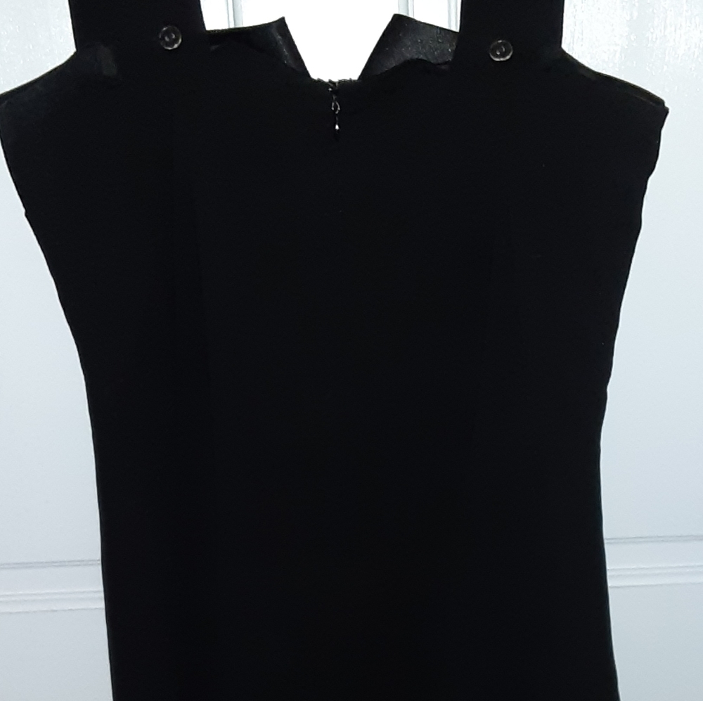 Dress - Picture 3 of 4